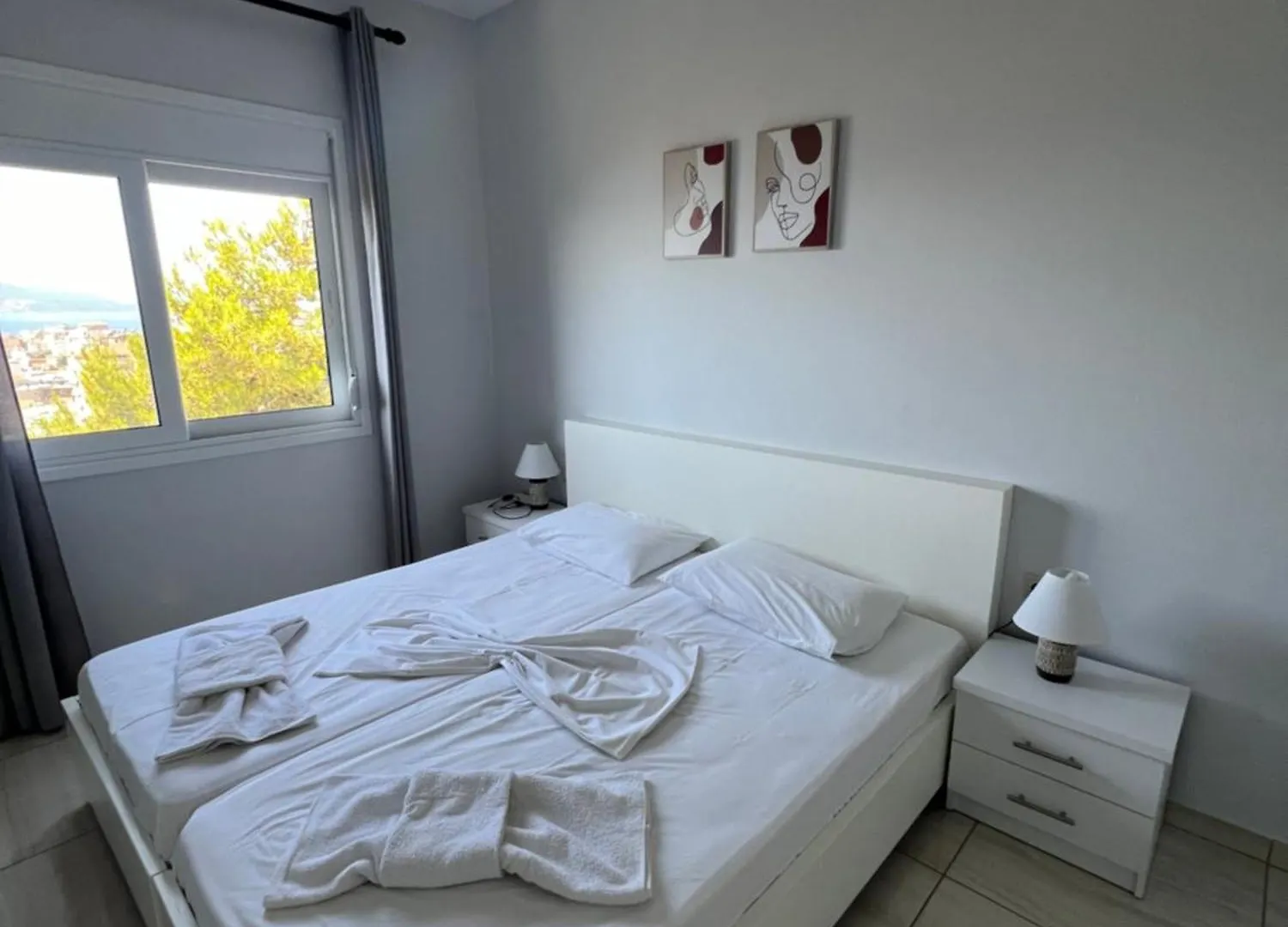 Apartments Eri Saranda